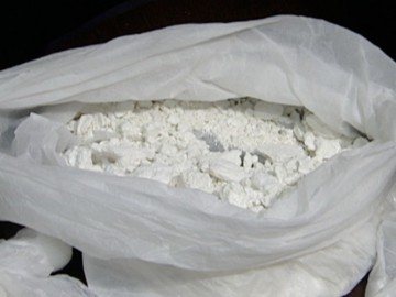 Cărăuş din Constanţa, prins cu un kilogram de cocaină în bagaje